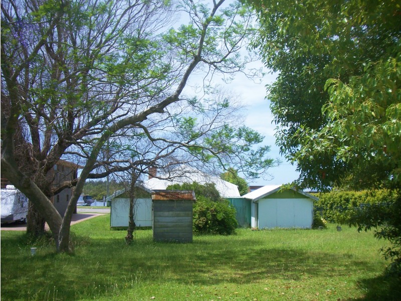 19 Marine Drive, Tea Gardens NSW 2324