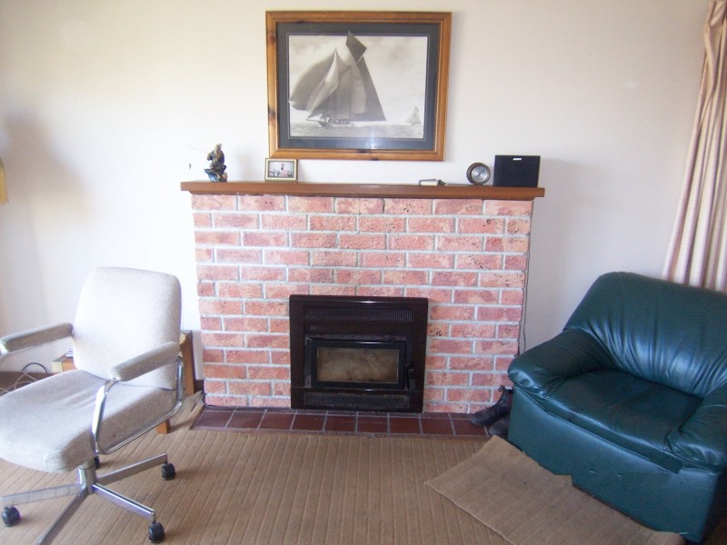 33 The Esplanade, North Arm Cove NSW 2324