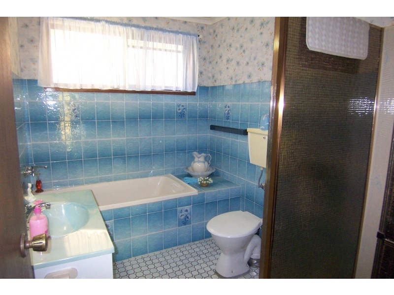 35 Mermaid Ave, Hawks Nest NSW 2324