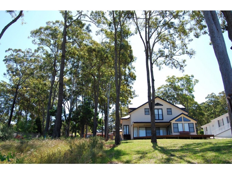 4 Merriwa Blvd, North Arm Cove NSW 2324