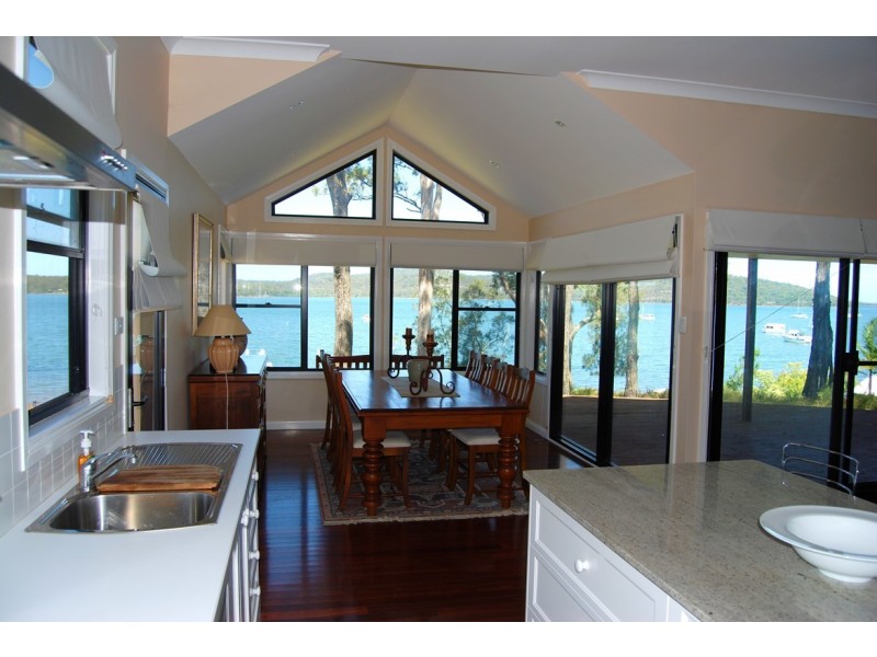 4 Merriwa Blvd, North Arm Cove NSW 2324