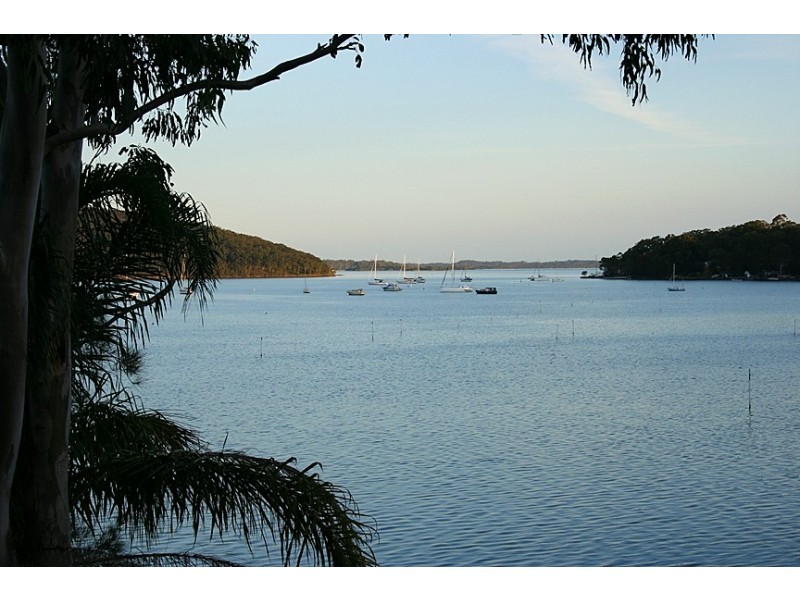 16 Merriwa Boulevarde, North Arm Cove NSW 2324