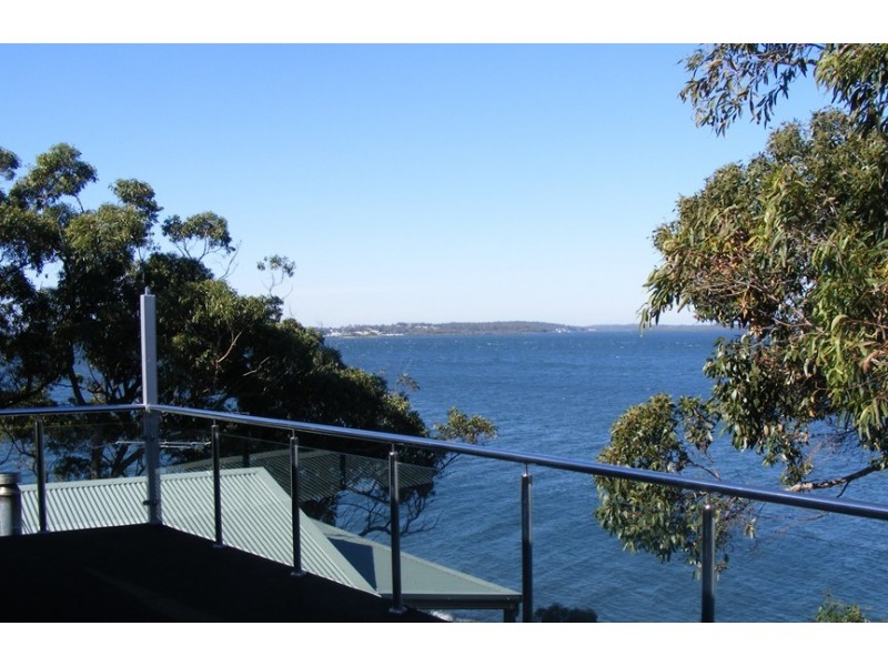 6 The Esplanade, North Arm Cove NSW 2324
