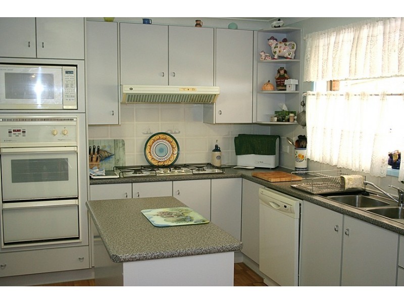 30 Budgeree St, Tea Gardens NSW 2324