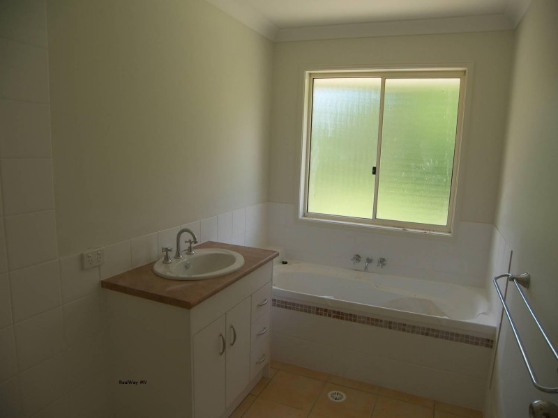 13 Maddock, Mooloolah Valley QLD 4553