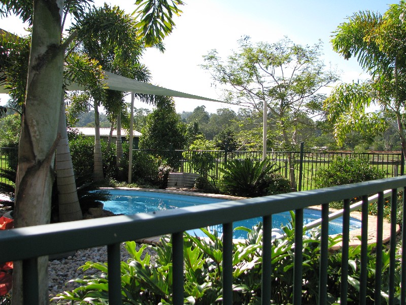 137 Old Gympie Road, Mooloolah Valley QLD 4553