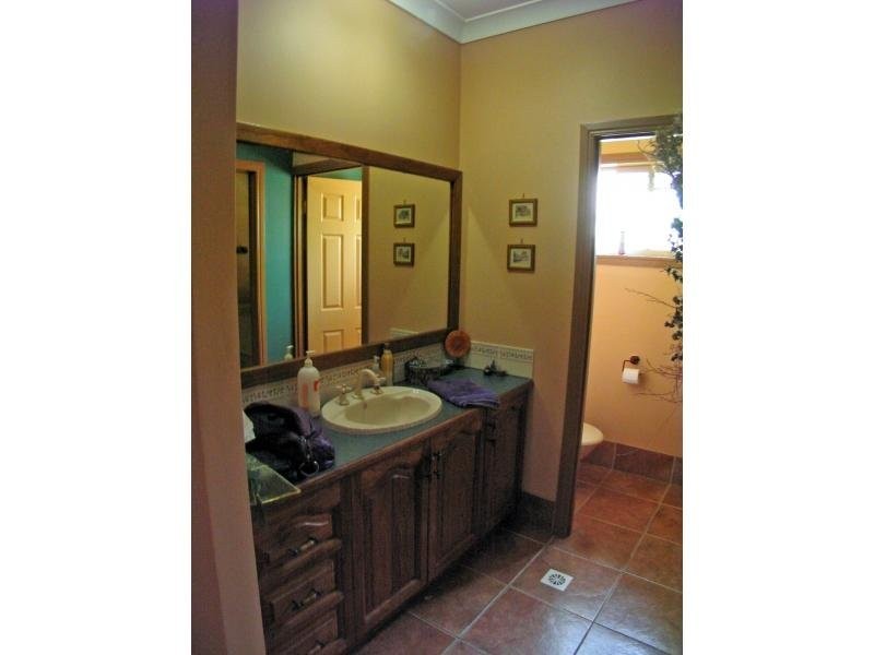 Diamond Valley QLD 4553