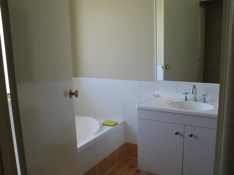 17 Greenway Street, Churchill QLD 4305