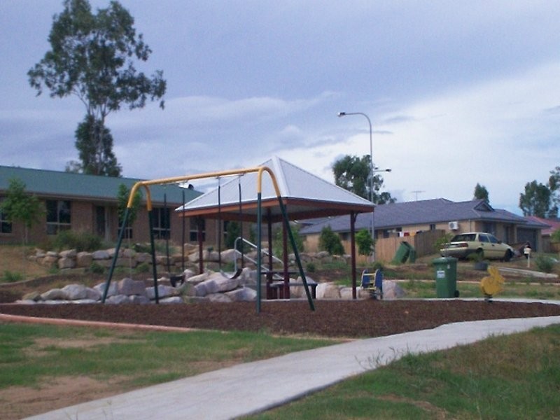 20 Comona Crt, Wulkuraka QLD 4305