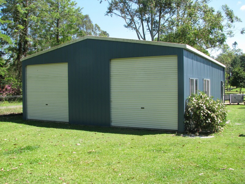 120 Old Gympie Rd, Mooloolah Valley QLD 4553