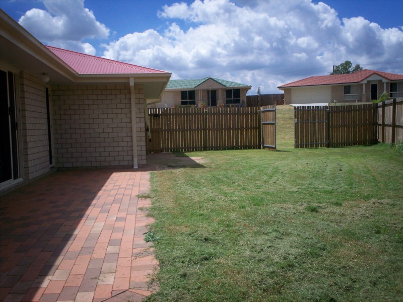 20 Comona Court, Wulkuraka QLD 4305