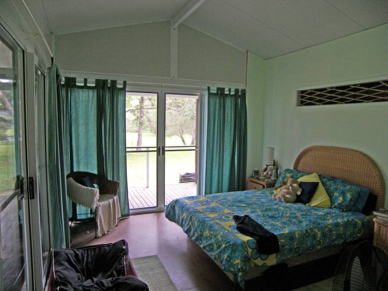 Glenview QLD 4553