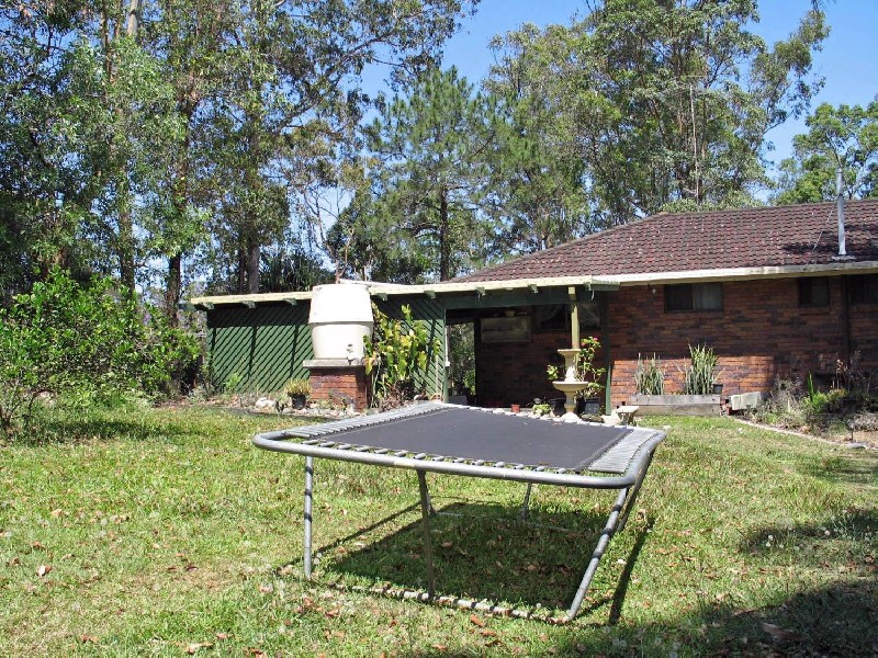 1 Brenda Court, Mooloolah Valley QLD 4553
