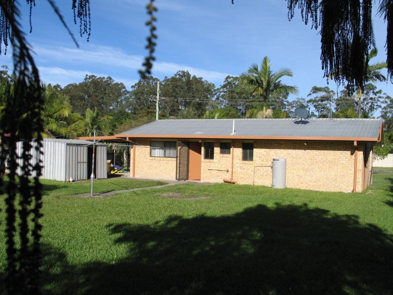 19 Dorson Drive, Mooloolah Valley QLD 4553