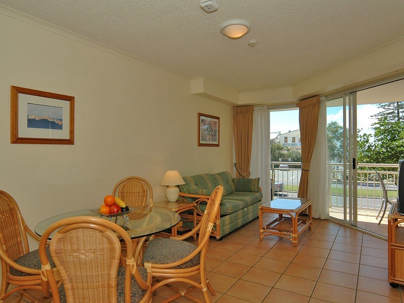 Alexandra Headland QLD 4572