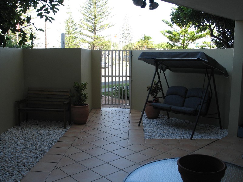 Alexandra Headland QLD 4572