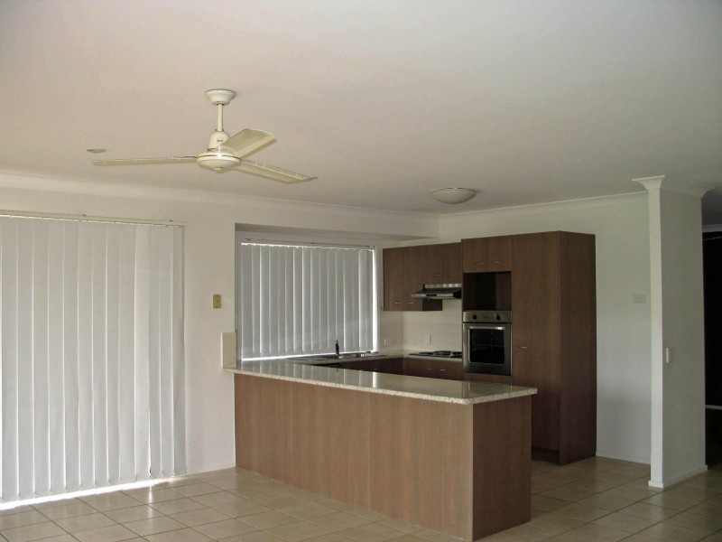 30 Maurice Avenue, Morayfield QLD 4506