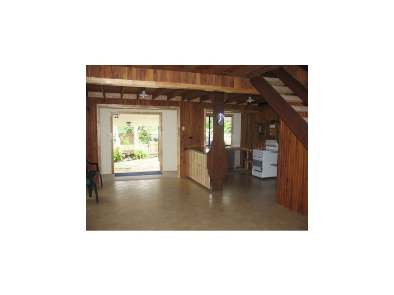 33 Paget Street, Mooloolah Valley QLD 4553