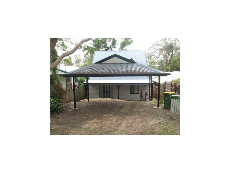 33 Paget Street, Mooloolah Valley QLD 4553