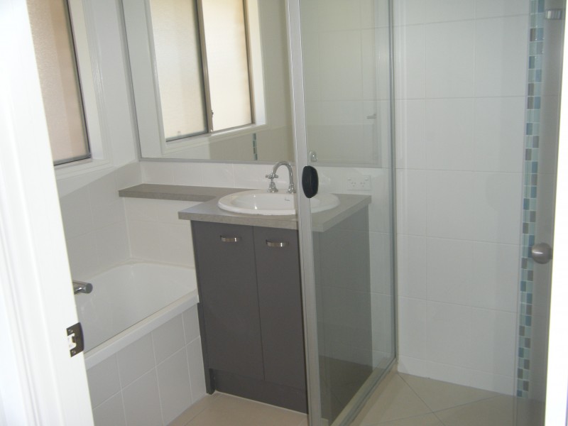 7 Treetop Court, Mooloolah Valley QLD 4553