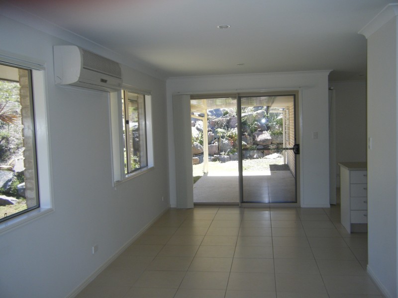 7 Treetop Court, Mooloolah Valley QLD 4553