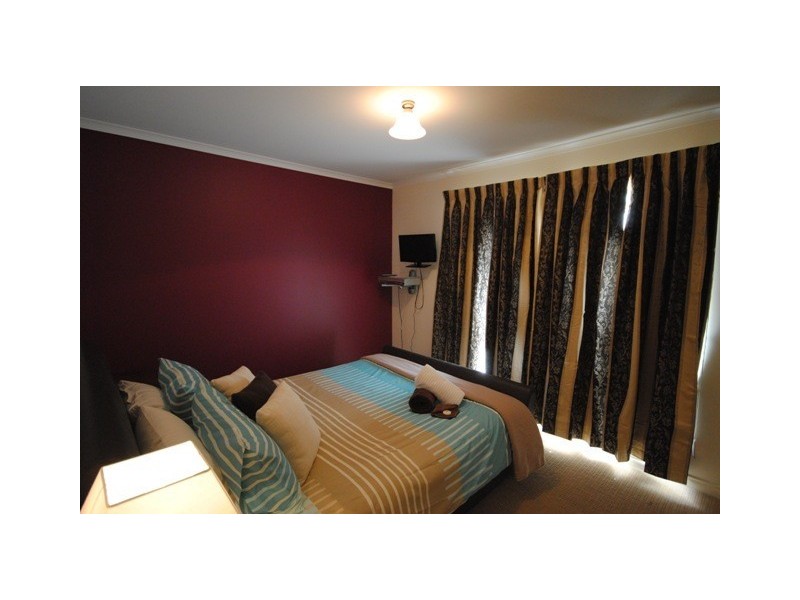 18 Juliani Place, Portland VIC 3305