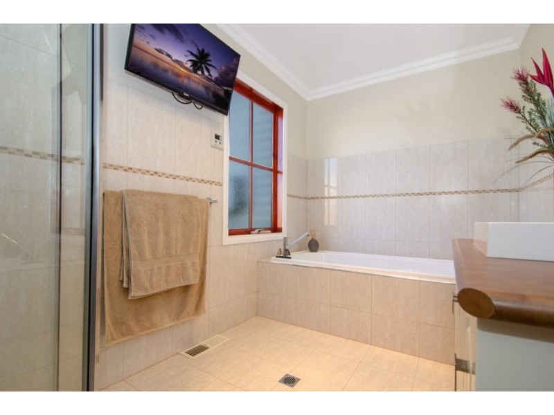 51 Barclay Street, Heywood VIC 3304