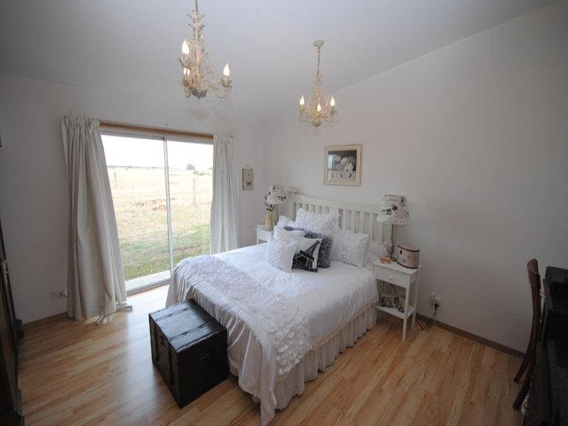 42 Snapper Point Road, Portland VIC 3305