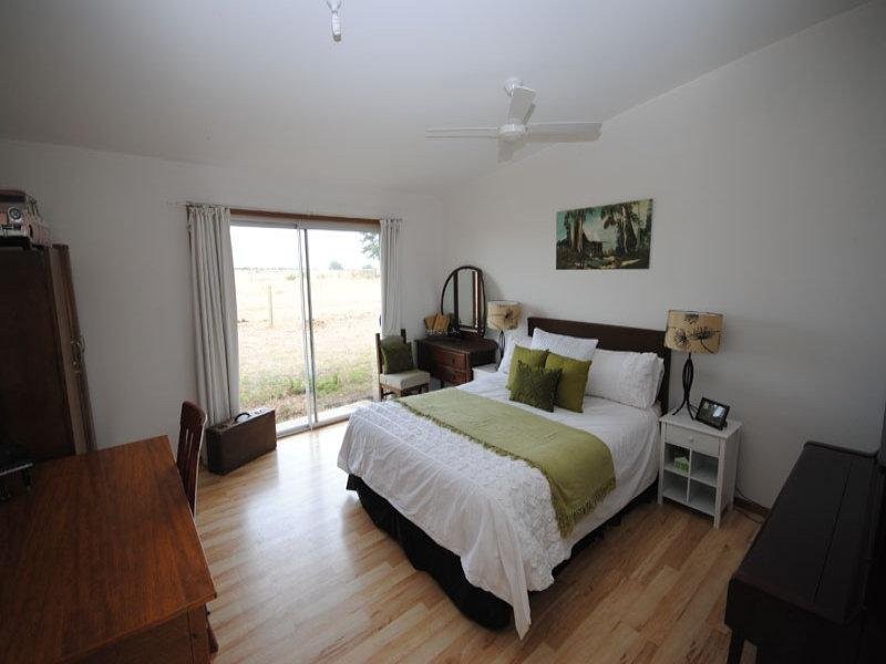 42 Snapper Point Road, Portland VIC 3305