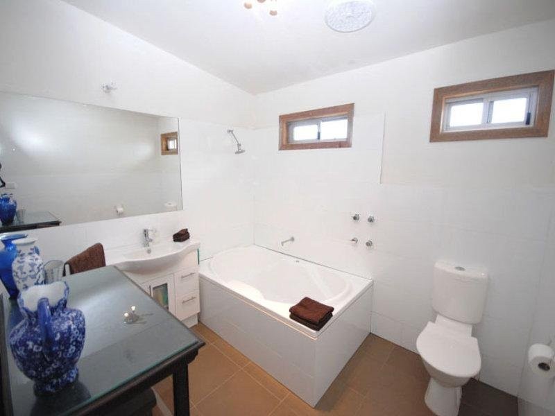 42 Snapper Point Road, Portland VIC 3305