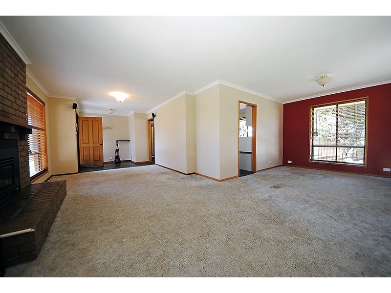 8 Admella Court, Portland VIC 3305