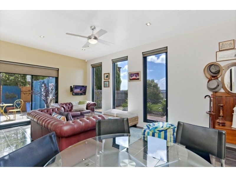 1 Laguna Court, Portland VIC 3305