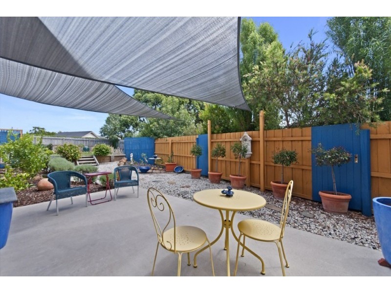 1 Laguna Court, Portland VIC 3305