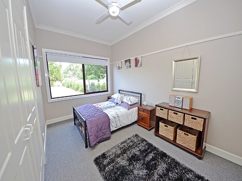 13 Edgar Street, Heywood VIC 3304
