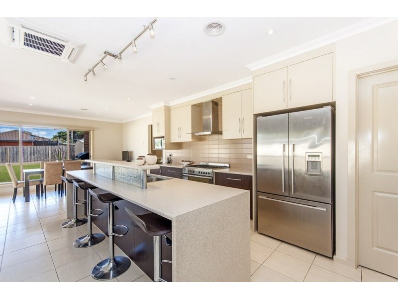 11 Coastal Court, Portland VIC 3305