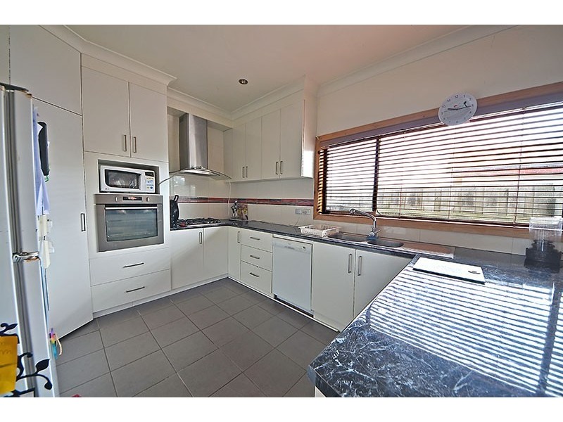 142 Edgar Street, Portland VIC 3305