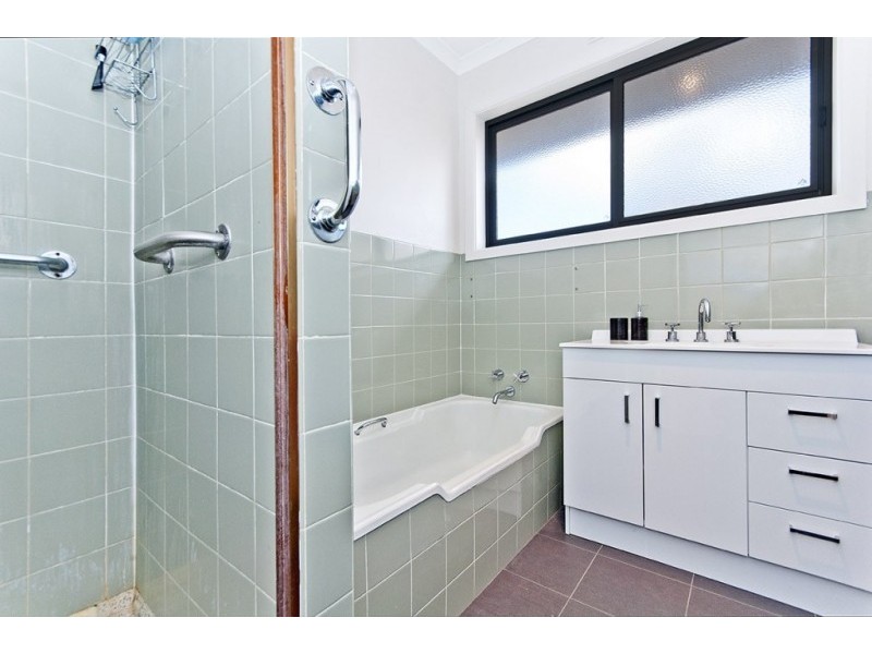 27 Flinders Street, Portland VIC 3305