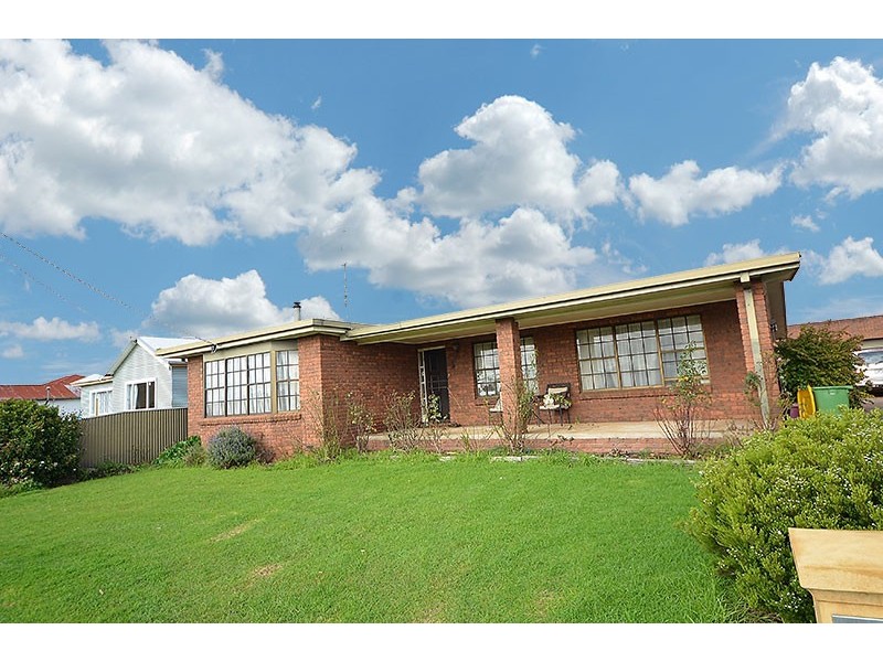 37 Lindsay Street, Heywood VIC 3304