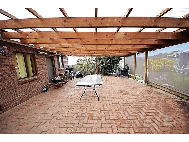 37 Lindsay Street, Heywood VIC 3304