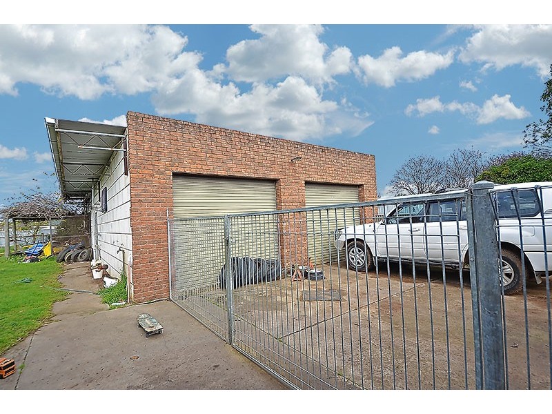 37 Lindsay Street, Heywood VIC 3304