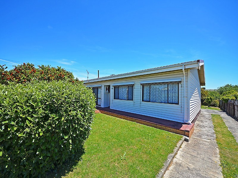 13 Flinders Street, Portland VIC 3305