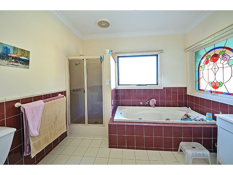 10 Whalers Court, Portland VIC 3305