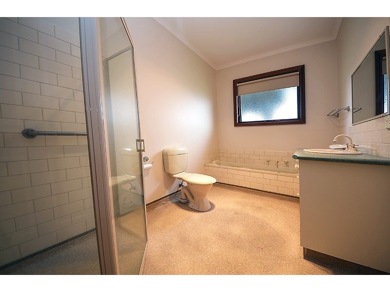 24 Glenelg Street, Portland VIC 3305