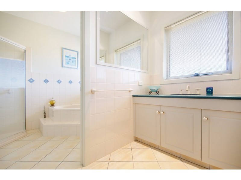 321 Hanlon Parade, Portland VIC 3305