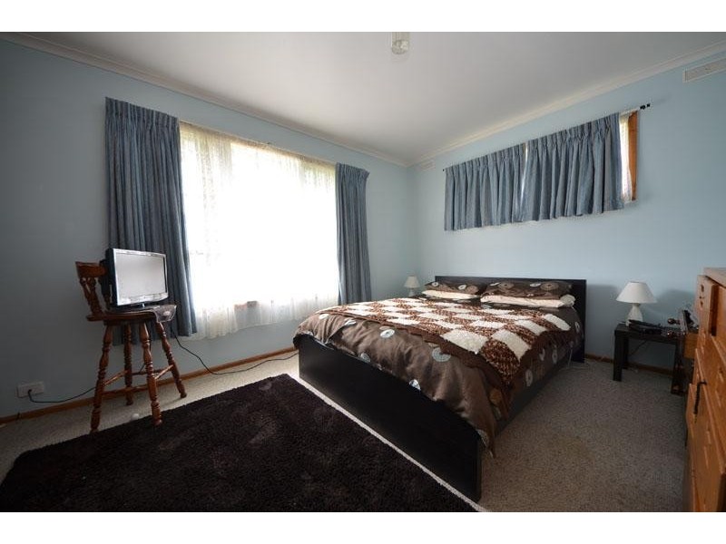 6 Catons Flat Road, Heywood VIC 3304