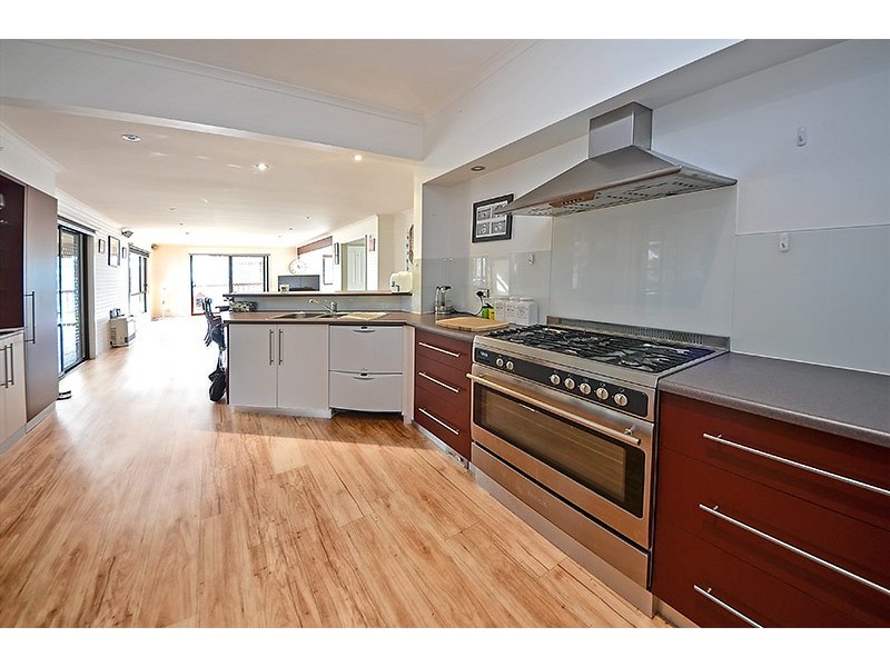 32 Waterford Avenue, Portland VIC 3305