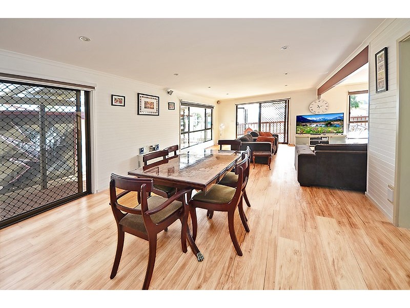 32 Waterford Avenue, Portland VIC 3305