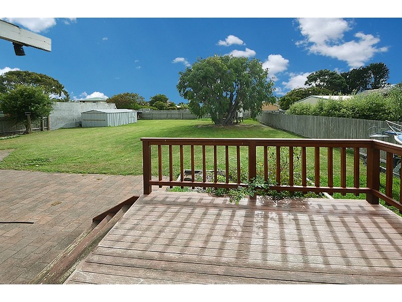 32 Waterford Avenue, Portland VIC 3305