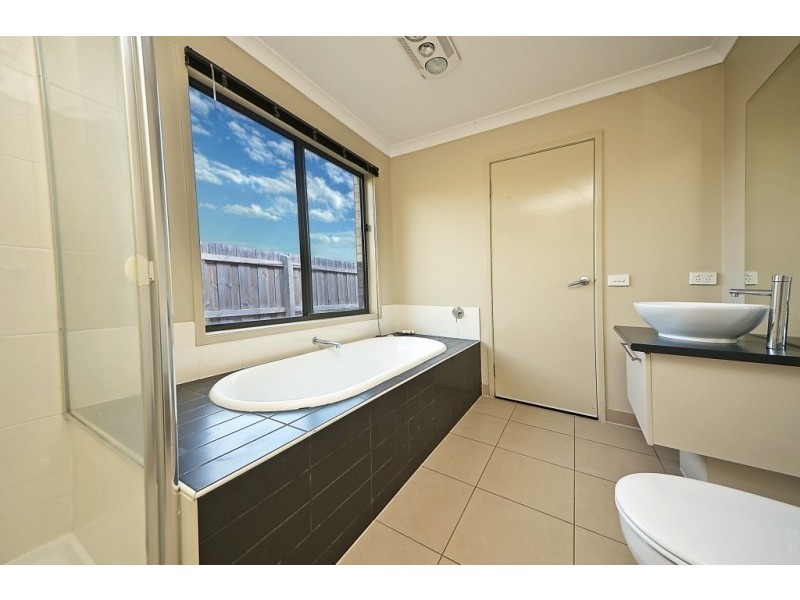 48 Madeira Close, Portland VIC 3305
