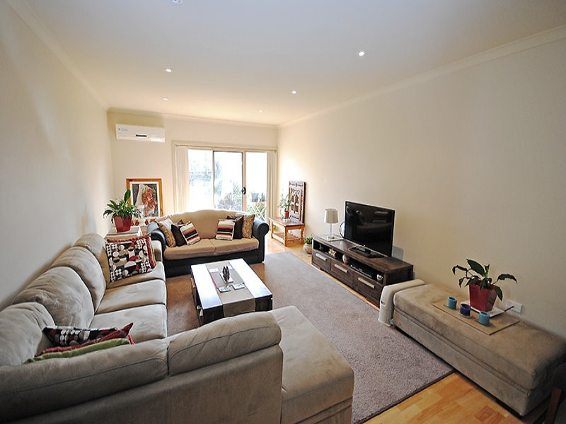1 Lancaster Close, Portland VIC 3305